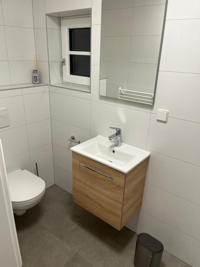 Apartmentz - Zimmervermietung Sankt Peter ob Judenburg Ngoại thất bức ảnh